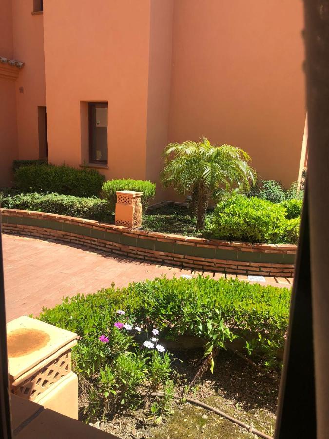 Elegant 2Br Apartment Puerto Banus Marbella Just 12 Minutes Away By G00Giemaps Estepona Exterior photo