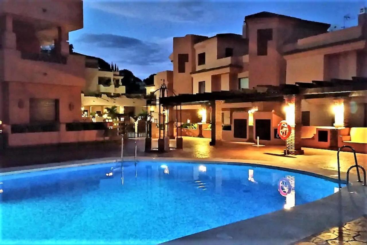 Elegant 2Br Apartment Puerto Banus Marbella Just 12 Minutes Away By G00Giemaps Estepona Exterior photo